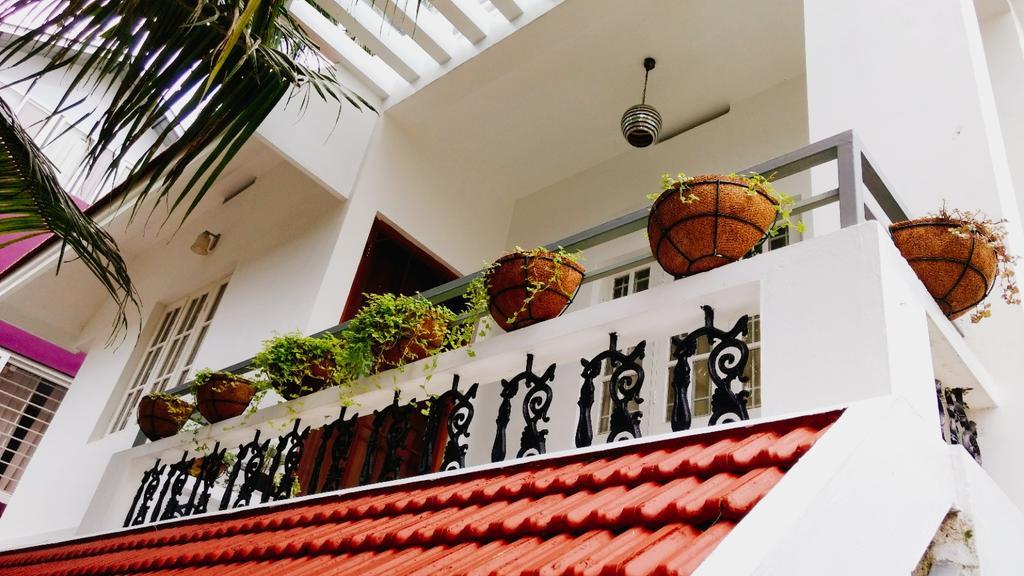Villa Mariana Kochi Eksteriør billede